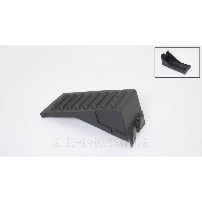 Крышка отсека аккумулятора Renault Magnum, Premium DXI13 ➤ 7420851544 Крышка отсека аккумулятора Renault Magnum, Premium DXI13 ➤ 7420851544