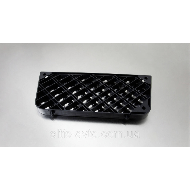 Накладка ступеньки Renault Premium DXi, Midlum DXi, Kerax DXi, VOLVO FL, FE ➤ 5010544029 Накладка ступеньки Renault Premium DXi, Midlum DXi, Kerax DXi, VOLVO FL, FE ➤ 5010544029