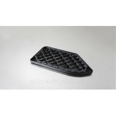 Накладка ступеньки Renault Premium DXi, Midlum VOLVO прав. нижн ➤ 5010544027