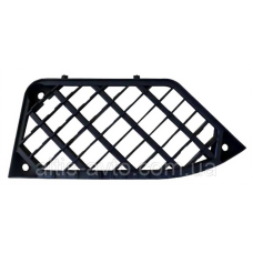 Перемычка ступени нижняя R Renault Premium [пластик] 5010225398