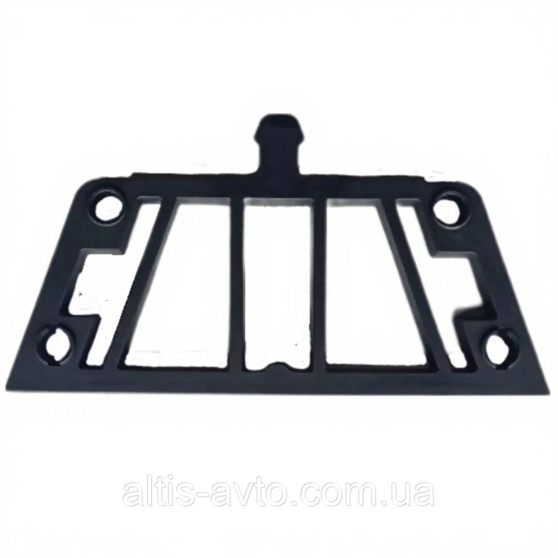Перемычка ступени Renault Gama T 7482148692 Перемычка ступени Renault Gama T 7482148692