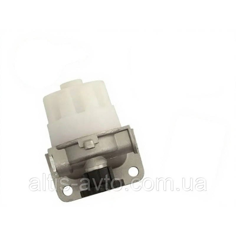Насос ручной подкачки Renault Midlum, Premium, Magnum Мидлайнер Насос ручной подкачки Renault Midlum, Premium, Magnum Мидлайнер